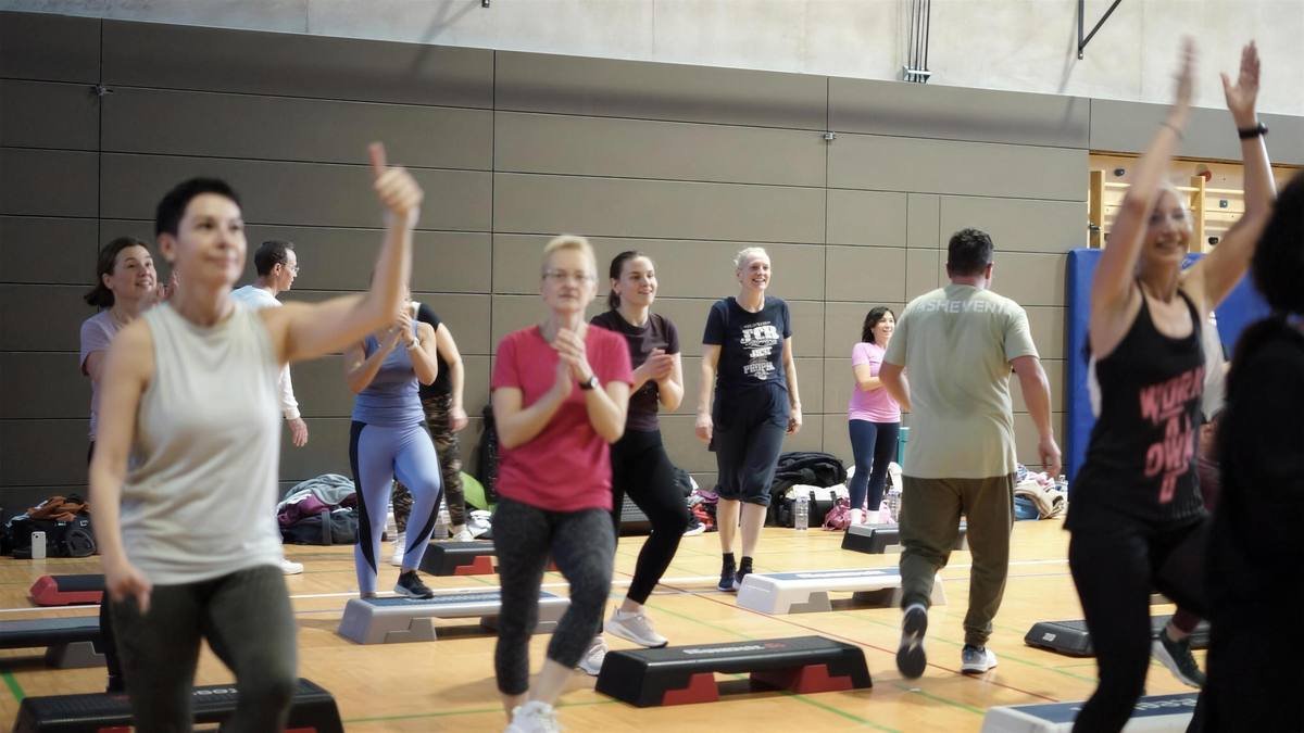 Dance Step mit vollem Einsatz